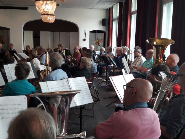 Repeteren voor Jubileumconcert!