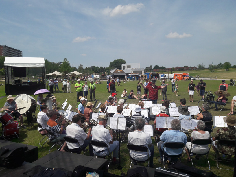 Muziek in het Spoorpark met Harmonieorkest én Opstaporkest NKH!